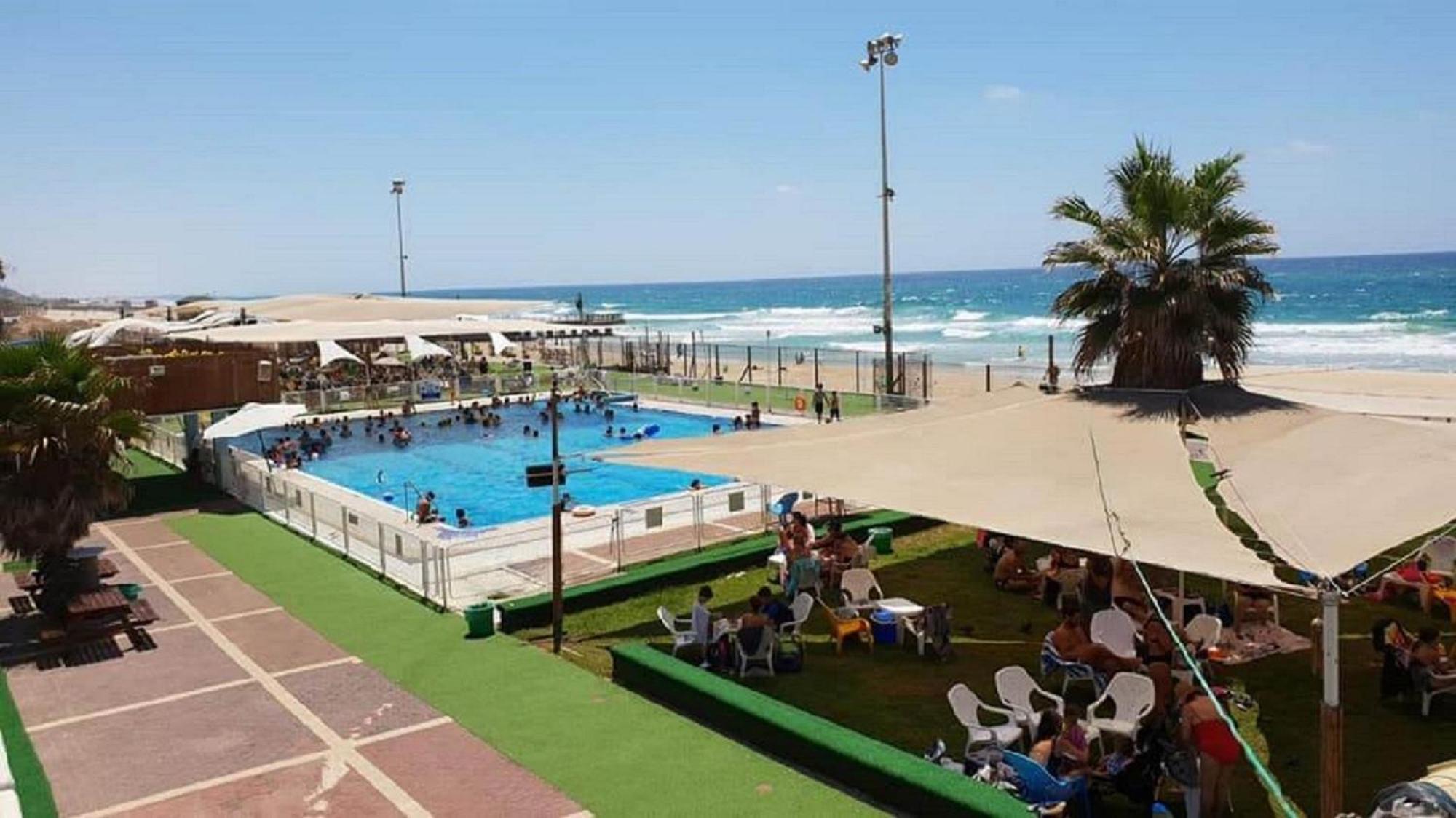 דירת 5 חדרים מול הים Lejlighed Bat Yam Eksteriør billede